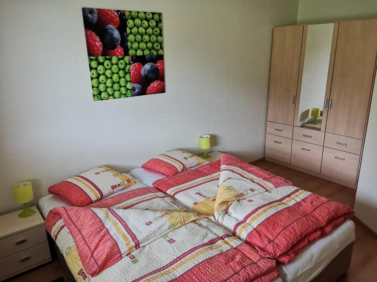 Mountain Village Apartment Pinewood *** Vysne Ruzbachy Exterior photo